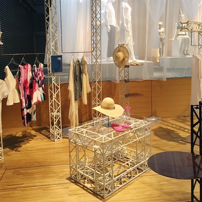Crown Truss 15 3-teilige Messewand – weiß