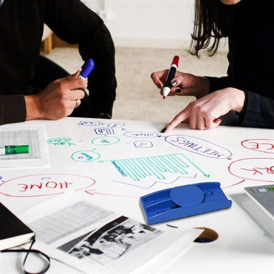Whiteboard-Reiniger, mit Halter für Marker. Magnetisch