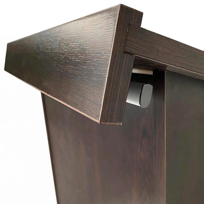 Wood Podium, talerstol i sort træ med med 4 hjul