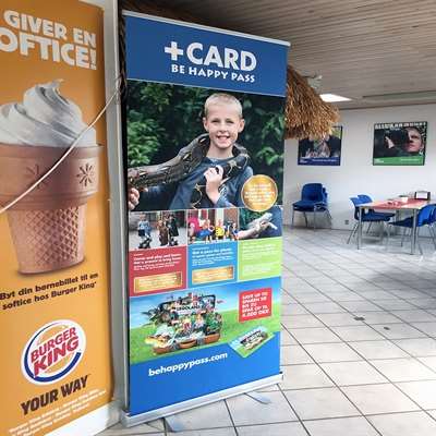 Basic Roll-up einseitig – silber – mit Banner und Aufdruck